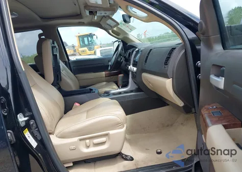 2011 Toyota Tundra Limited 5.7L V8 z USA, uszkodzony, nr VIN 5TFFY5F16BX102025